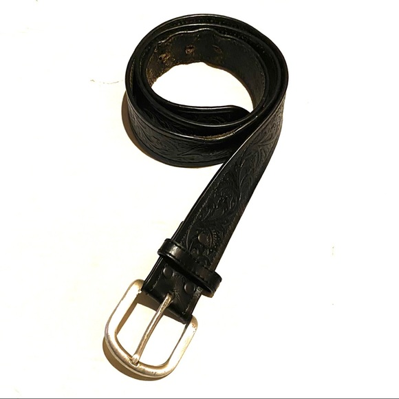 Ariat Other - Ariat Genuine Leather Tooled Embossed Belt 42